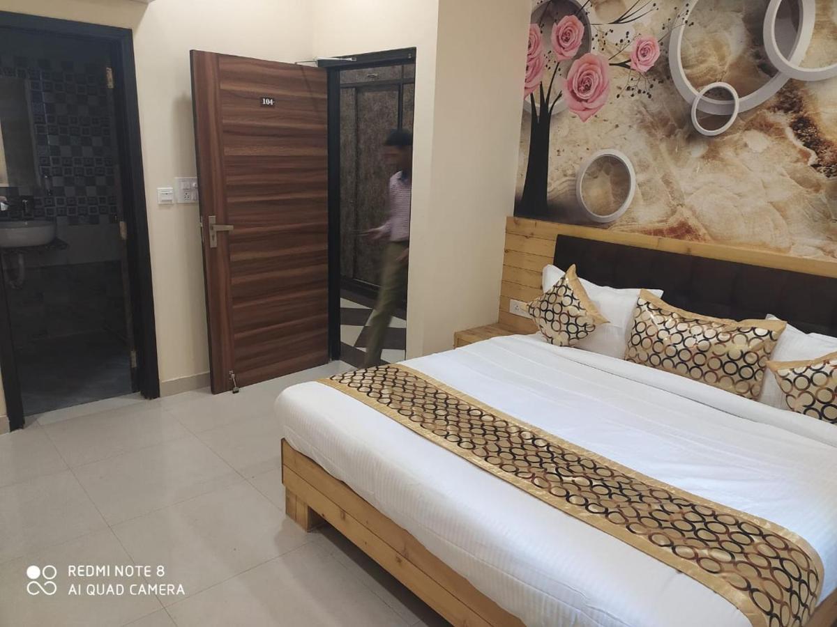 Hotel Ridhi Sidhi Residency Amritsar Exteriör bild
